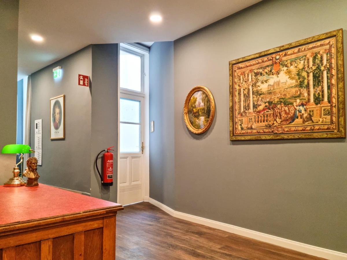 Pension Mozart - Newly Renovated Vienna Luaran gambar