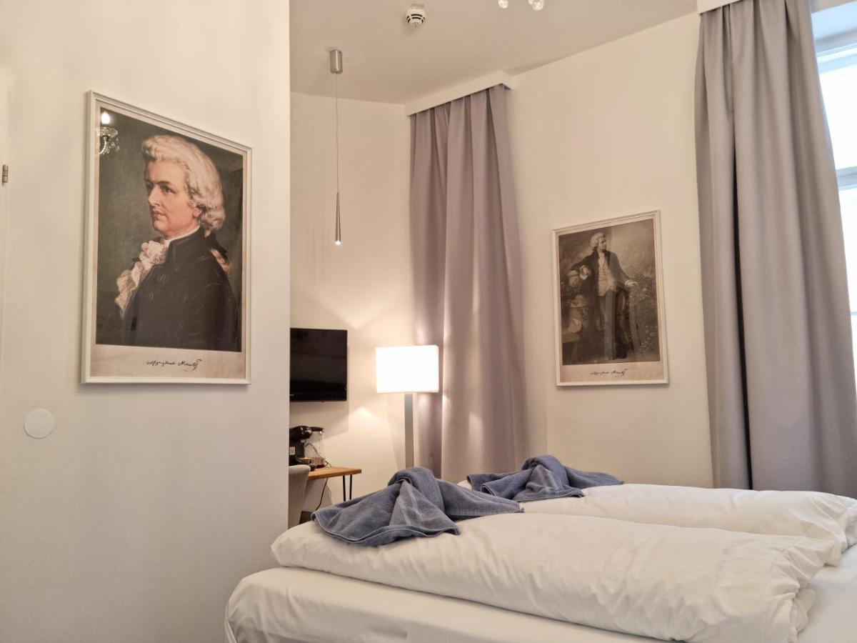 Pension Mozart - Newly Renovated Vienna Bilik gambar